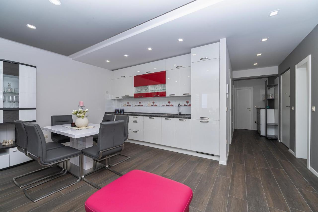 Luxury Apartment Purple Summer Sea View Makarska Bagian luar foto