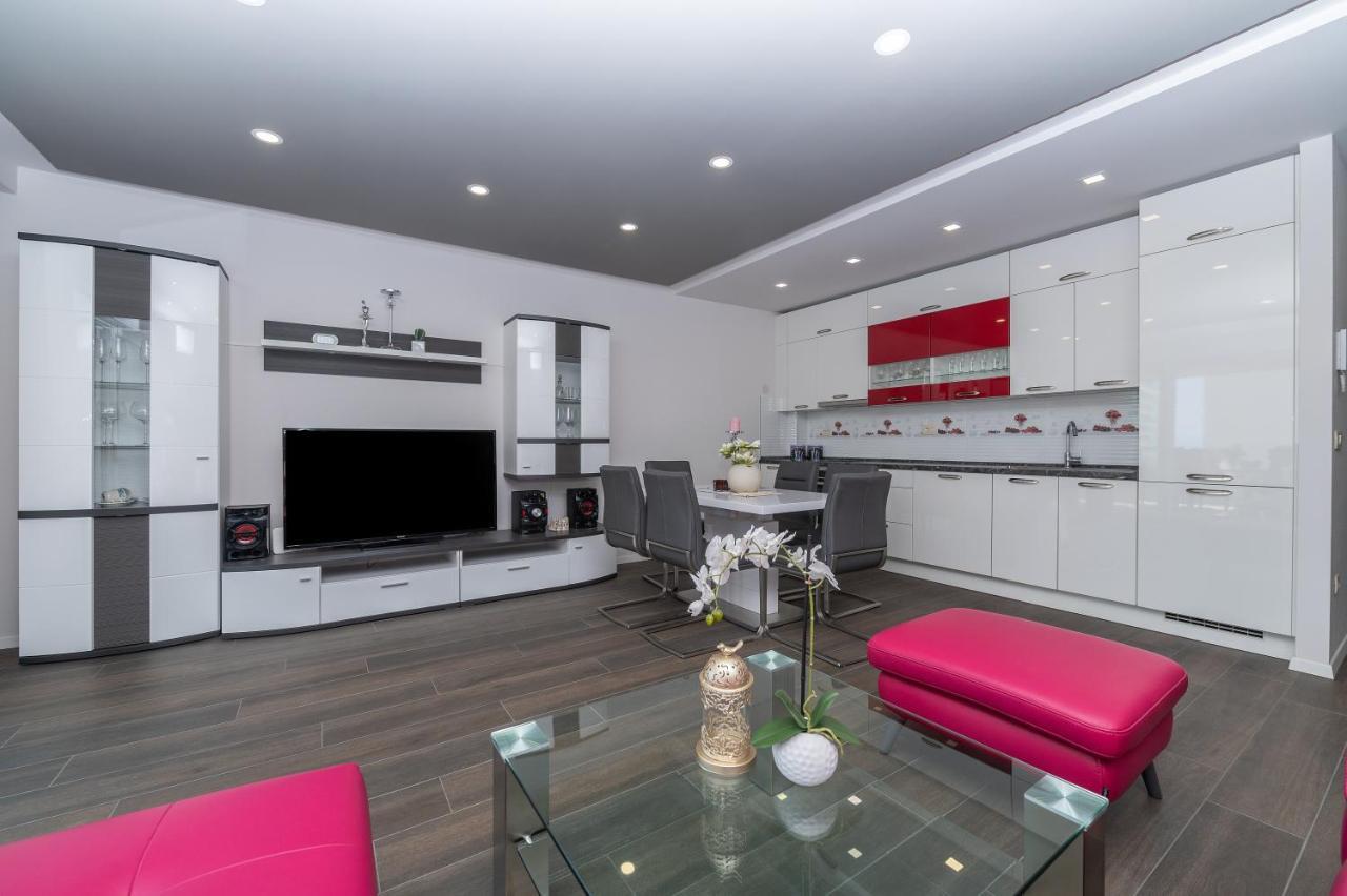 Luxury Apartment Purple Summer Sea View Makarska Bagian luar foto