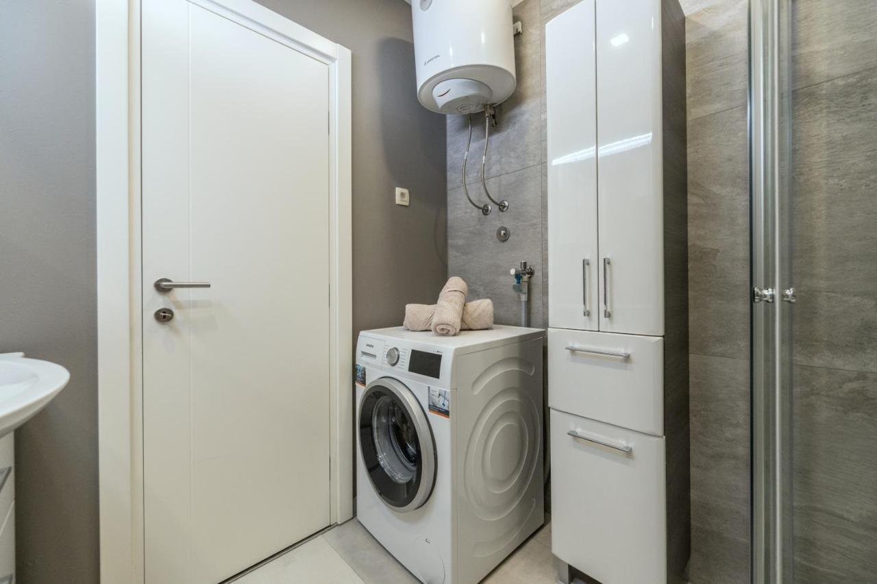 Luxury Apartment Purple Summer Sea View Makarska Bagian luar foto